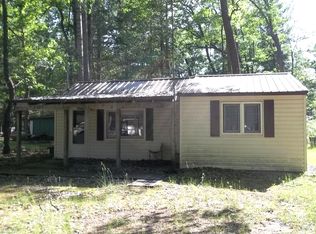 5325 Jewel St, Gladwin, MI 48624