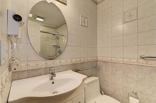 5th image of 815 Edison Glen Ter #815