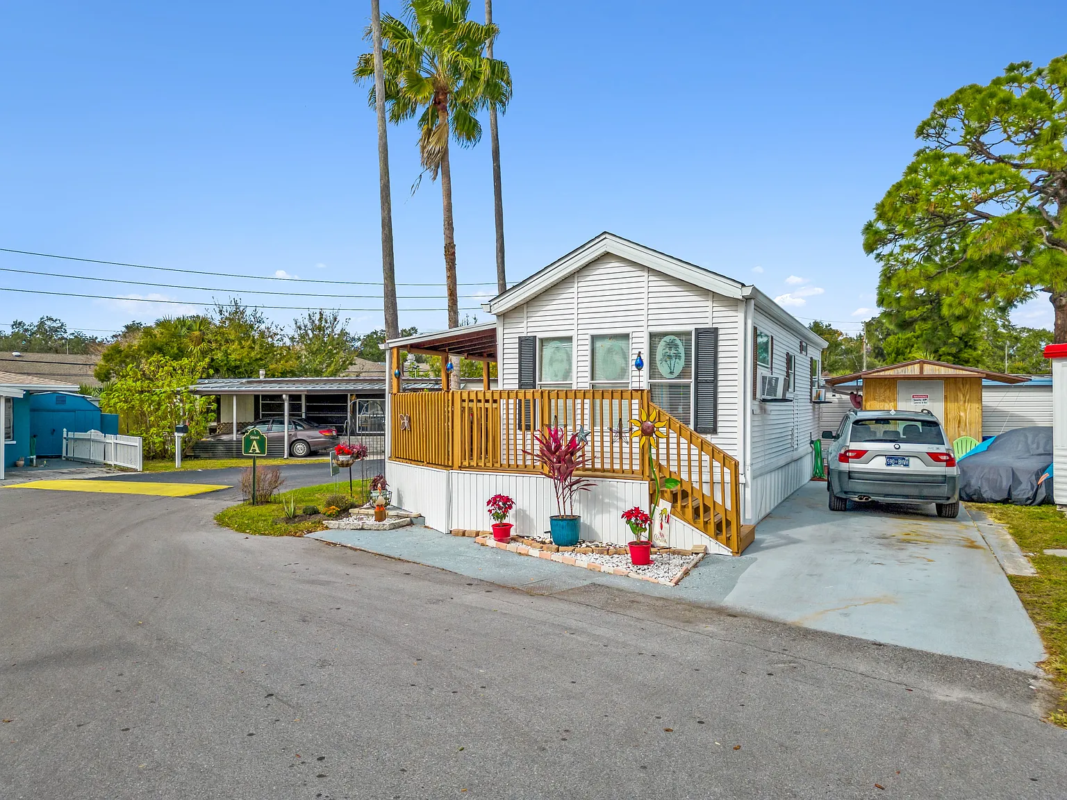 For Sale - Handyman Special, Only $800! 55+, Conrad Mhp, Lot 16b - Apply And Purchase By 7/31/202... — Photo 2
