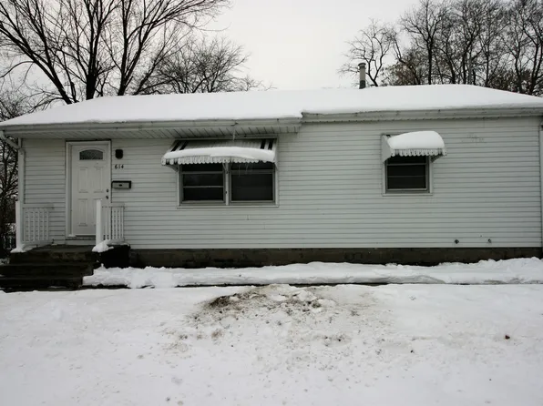 614 21st St, Bettendorf, IA 52722