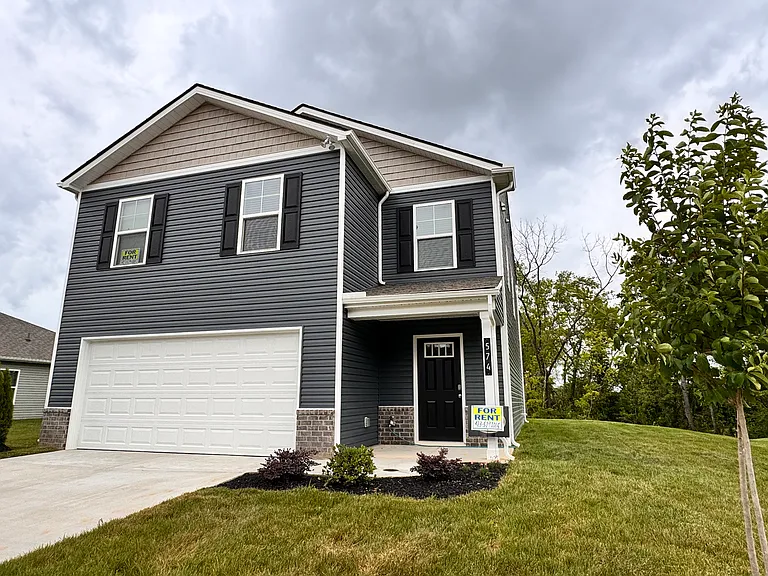 574 White Oak Ln — Photo 18