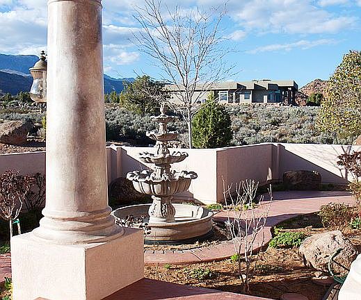3rd image of 684 N Juniper Way