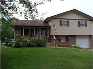 7208 Fairbanks Rd, Hixson, TN 37343