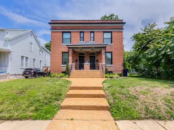 7205 Southwest Ave, Saint Louis, MO 63143