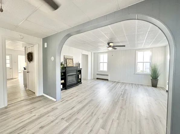 957 Vine St, Danville, PA 17821