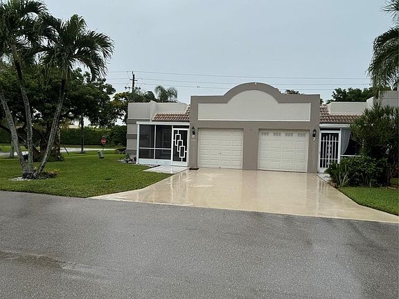 2nd image of 9245 Flynn Cir