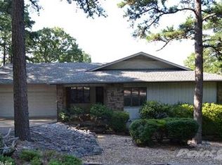 27 Ponferrada Way, Hot Springs Village, AR 71909