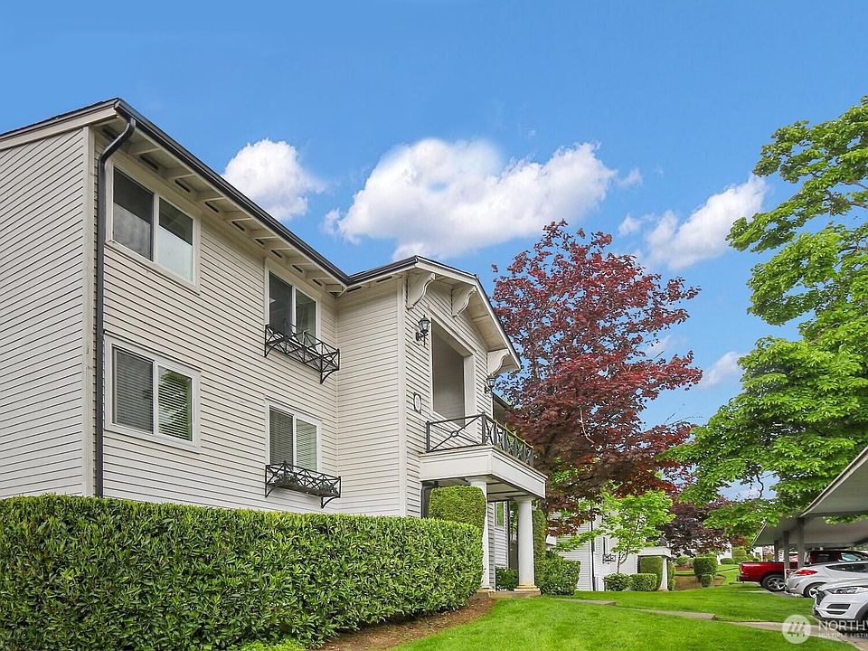 1st image of 15415 35th Avenue W #F202
