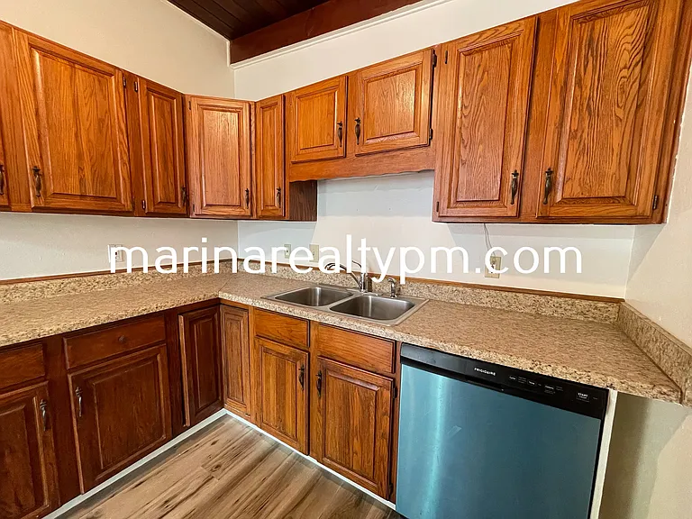 816 Del Mar Ave — Photo 9