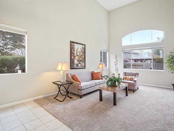 2nd image of 49 Vista Pointe Dr