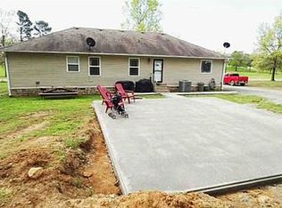 17180 Hodgens Rd, Heavener, OK 74937