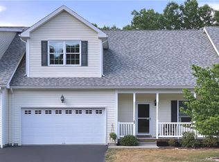 195 Oak Meadow Ln, Torrington, CT 06791