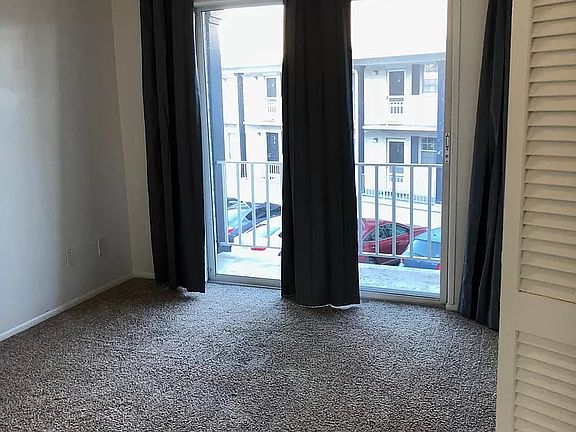 5th image of 1250 Denning Dr Unit 1-225