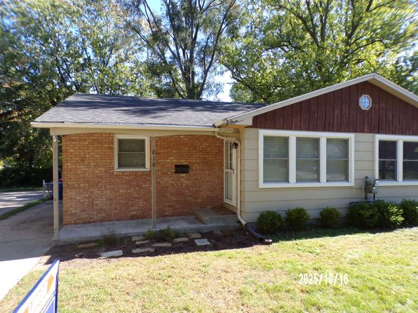 210 N Division St #210