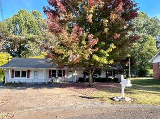 18 Indian Cv, Jackson, TN 38305