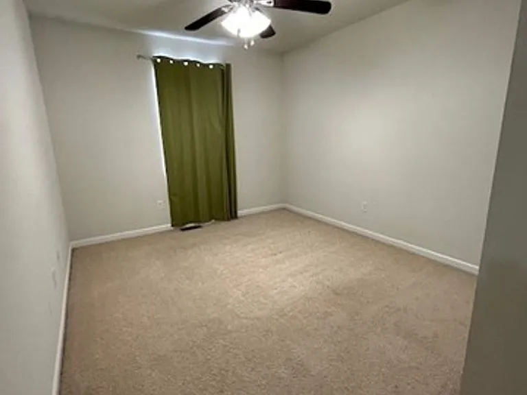 304 Kelsey Dr — Photo 15