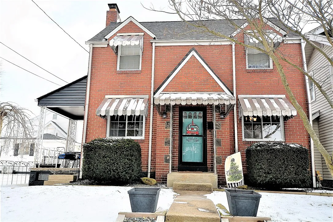 1220 Fairmont Ave photo 1