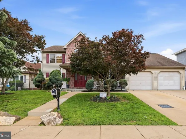 120 E Jansen Ave, Essington, PA 19029