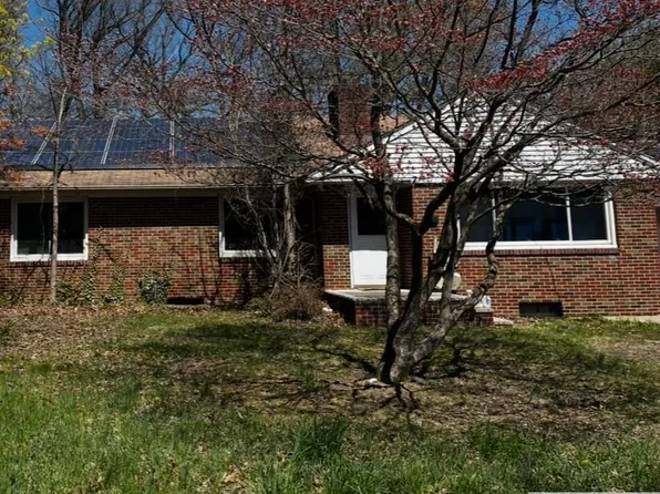 21 Louise Dr, Milltown, NJ 08850