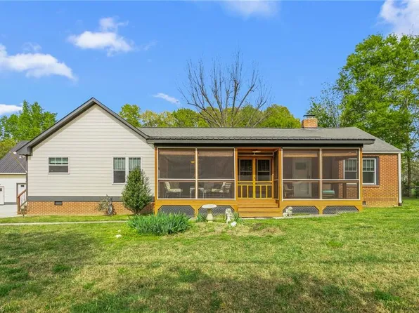 179 Dodson Rd, Mebane, NC 27302