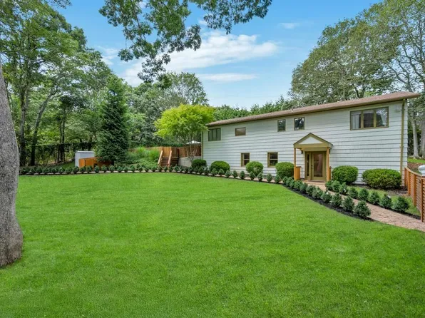 37 Cooper Ln, Southampton, NY 11968