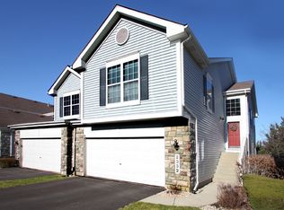 2332 Georgetown Ct, Aurora, IL 60503