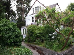 5604 17th Ave NE, Seattle, WA 98105