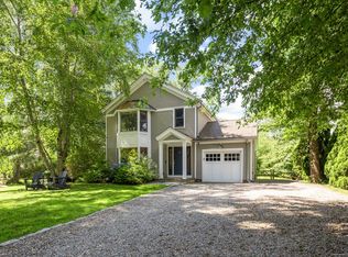 65 Cranbury Rd, Norwalk, CT 06851