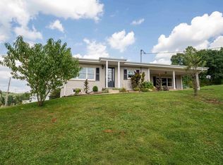 133 Cryster Ln, Morgantown, WV 26508