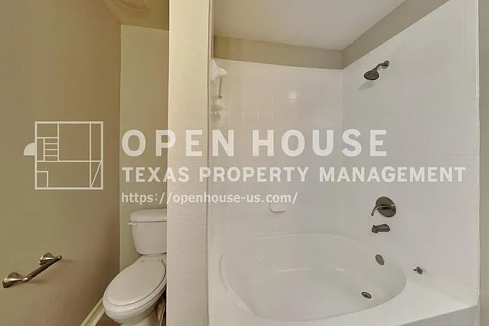 3719 Bridgebluff Ln — Photo 10