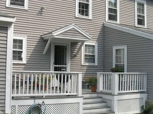316 Conant Rd #2, Weston, MA 02493