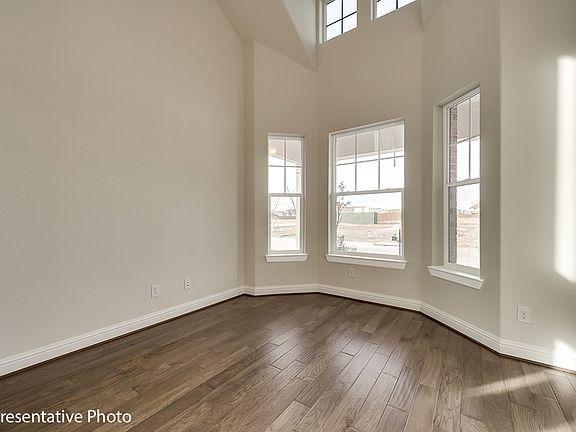4th image of 920 Marietta Ln #Glhq6x