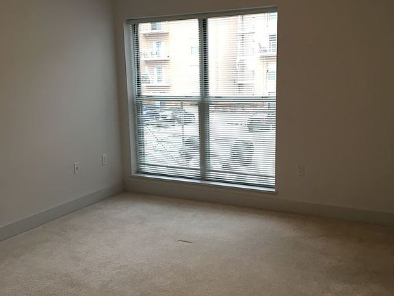 5th image of 132 N Jefferson St APT 350