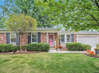 23576 Londonderry, Novi, MI 48375