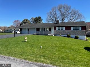 124 Sparkle Dr, Reedsville, PA 17084