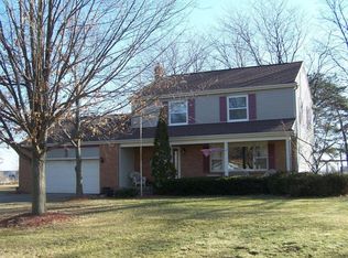 705 Raeburn Rd, Eaton Rapids, MI 48827