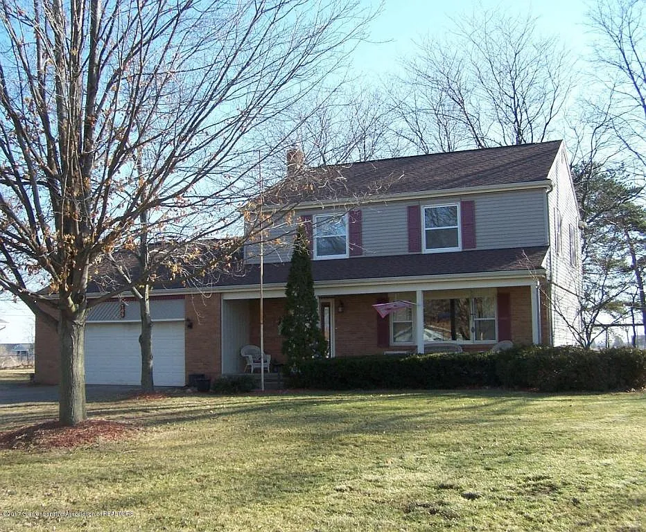 705 Raeburn Rd photo 1