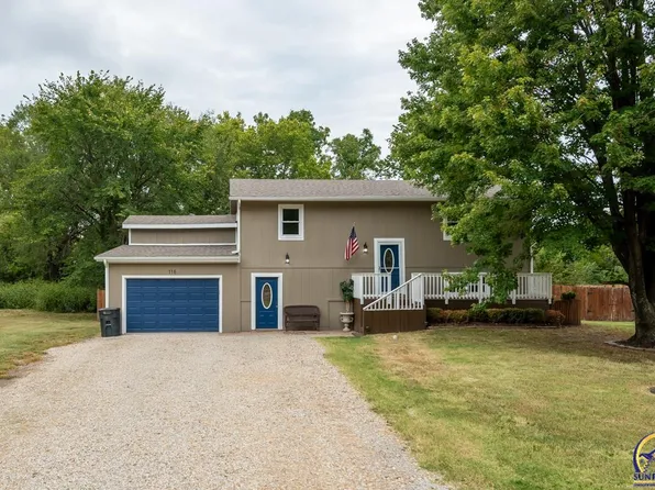 116 W Ridgeway St, Carbondale, KS 66414