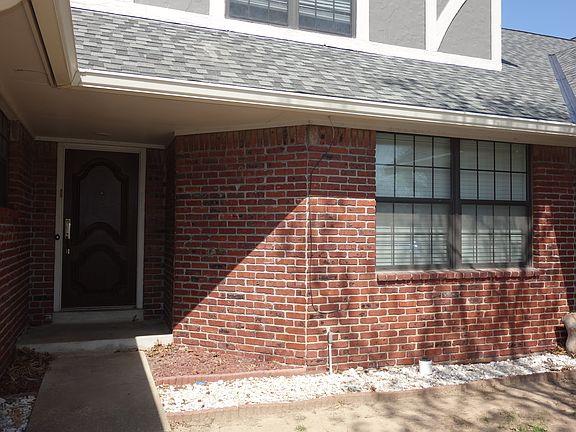 Covered Front Entry