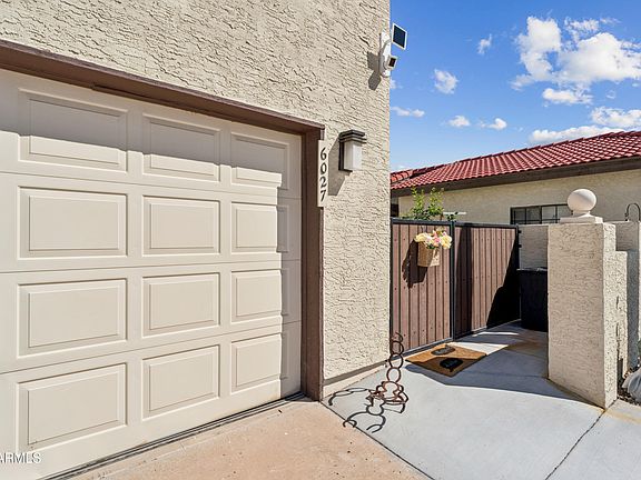 3rd image of 6027 S ALAMEDA Road