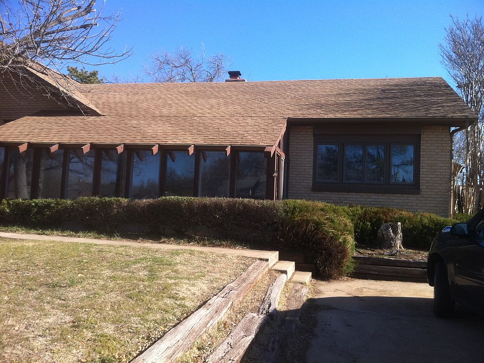 2nd image of 1118 NW Birch Ave