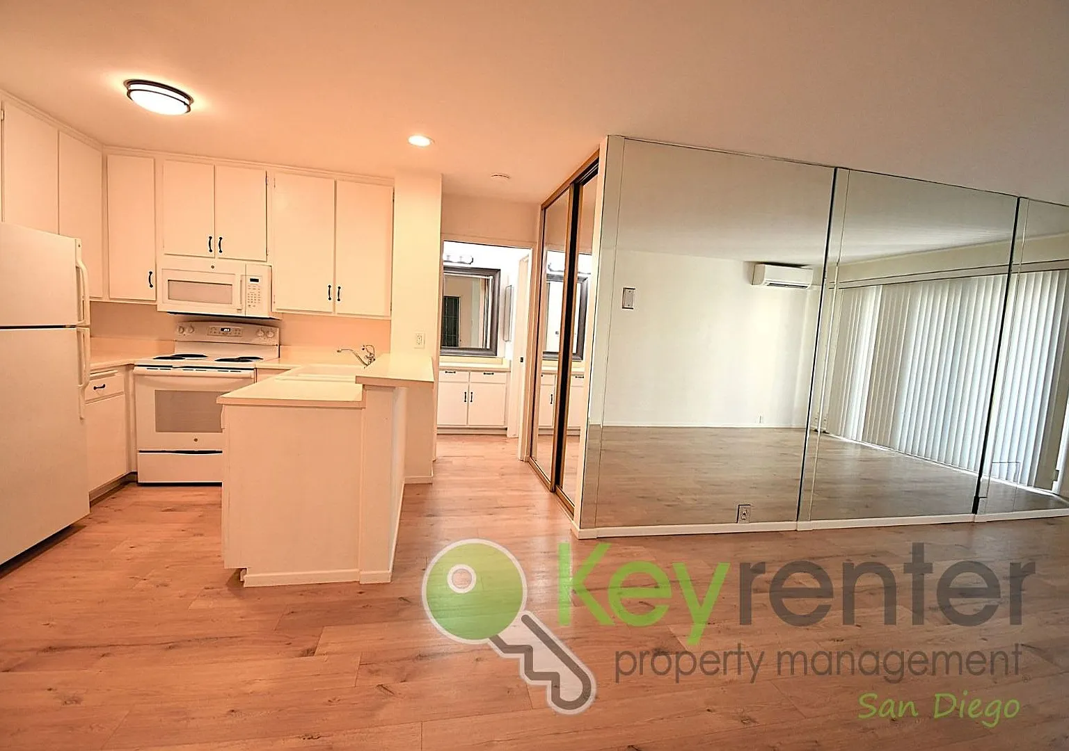 Pacific Beach Near Mission Bay| 1.2 miles to the PB Boardwalk | Gated Community with 24/7 Securit... — Photo 1