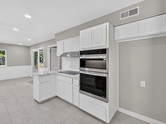 5th image of 5343 Halsted Ave