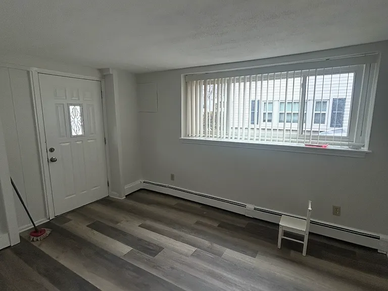 21 Weymouth Ave #1 — Photo 4