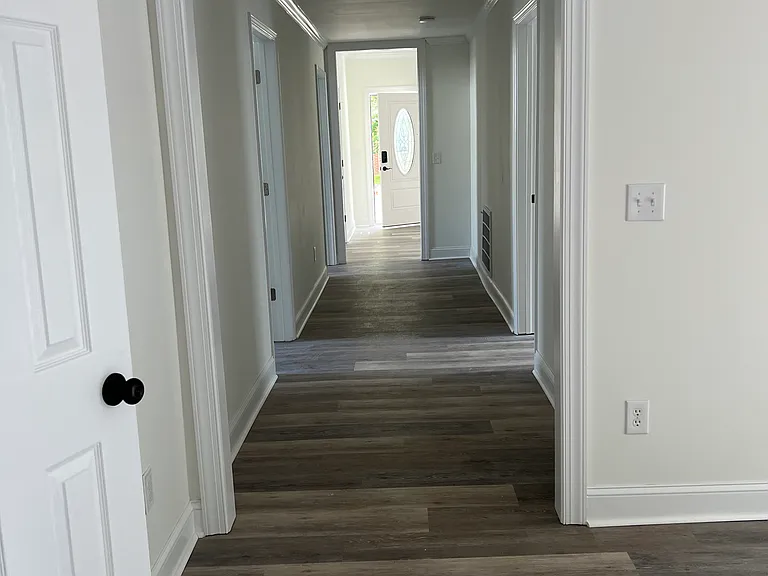 606 S 3rd St — Photo 2