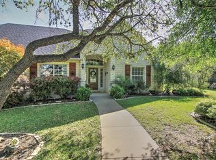 101 Liberty Oaks Dr, Liberty Hill, TX 78642