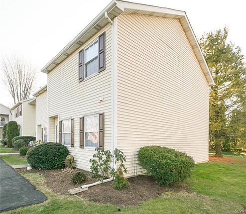4th image of 402 Briarwood Dr