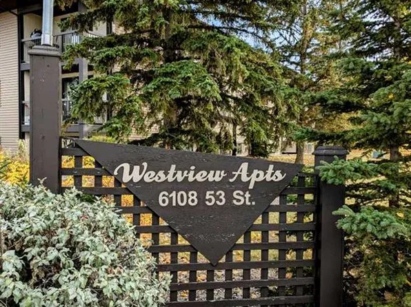 6108 W 53rd St #204, Olds, AB T4H 1P1