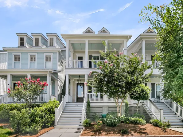 2554 Josiah St, Daniel Island, SC 29492