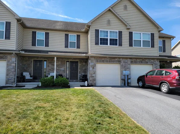 346 Mount Olive Ln, Ephrata, PA 17522
